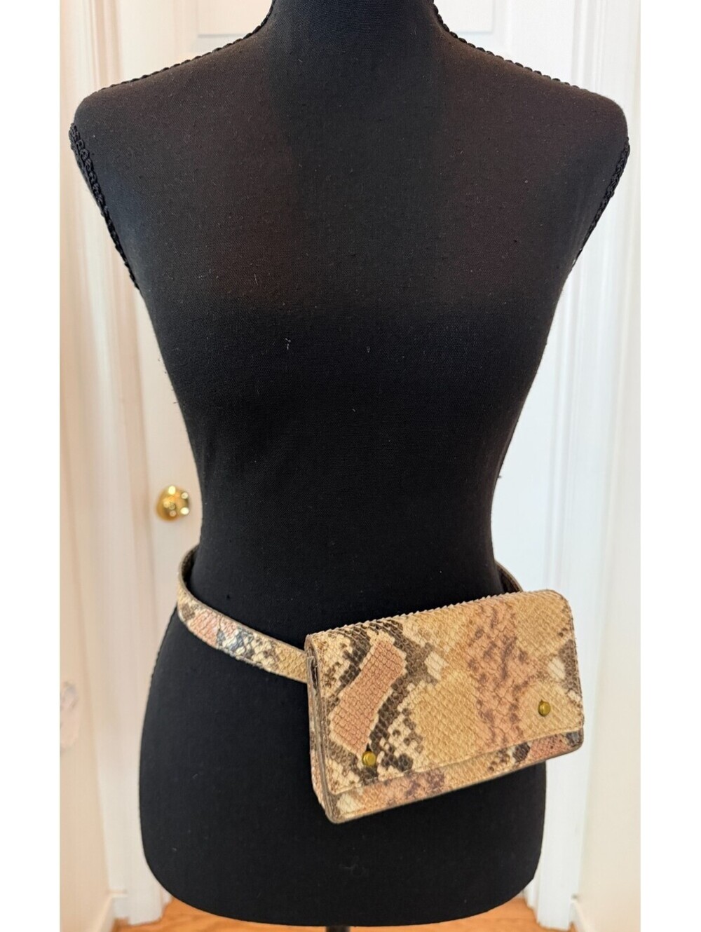 Madewell The Leather Belt Bag: Snake Embossed Edition Pouch Python XS AO737